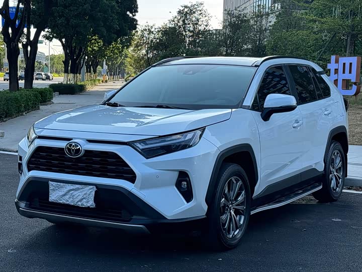 Toyota RAV4, 2024 — купить в Владимире под ключ