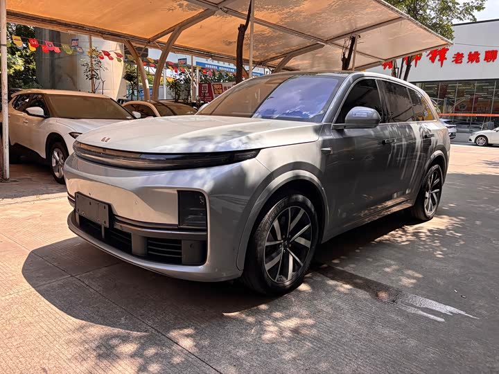 LiXiang L7, 2023 — купить в Санкт-Петербурге под ключ