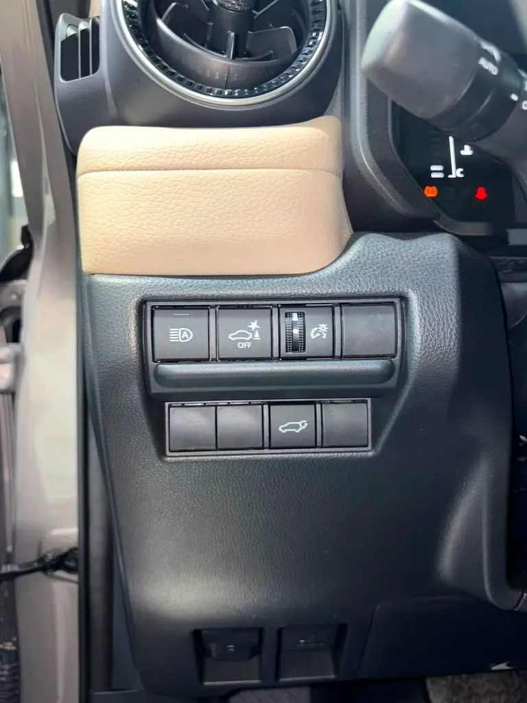 Toyota Prado, 2026 — фото 8 из 10