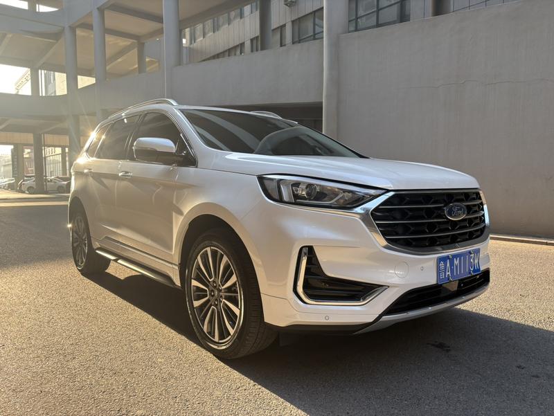 Ford Edge, 2022 — фото 3 из 10