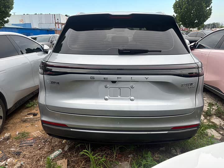 Geely Galaxy Starship 7, 2025 — фото 8 из 9
