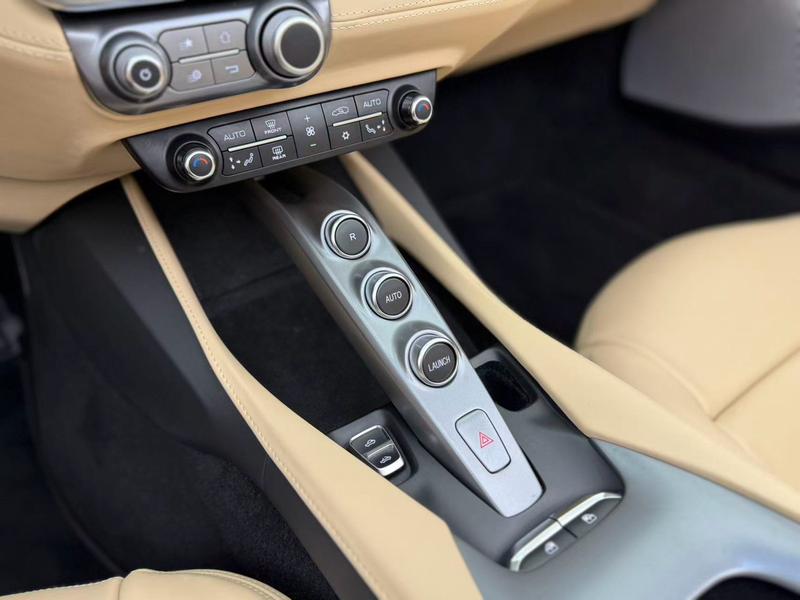 Ferrari Portofino, 2022 — фото 7 из 10