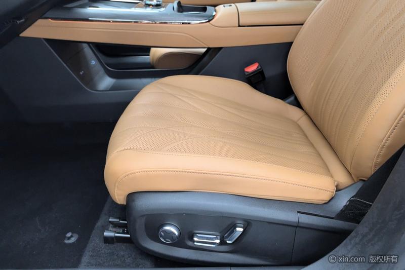 Geely Galaxy Starshine 8 EM-i, 2025 — фото 12 из 12