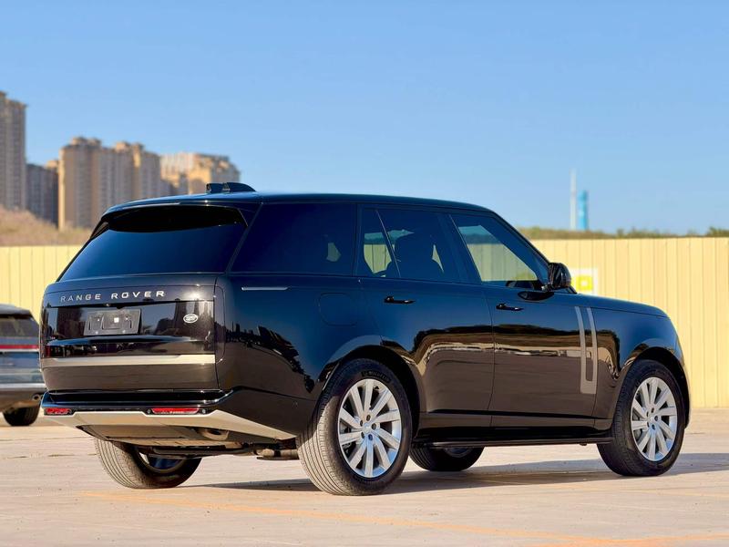 Land Rover Range Rover, 2024 — фото 6 из 10