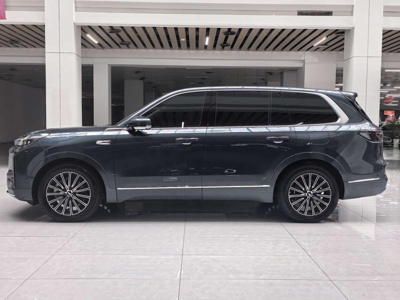 Geely Galaxy M9, 2025 — фото 3 из 12