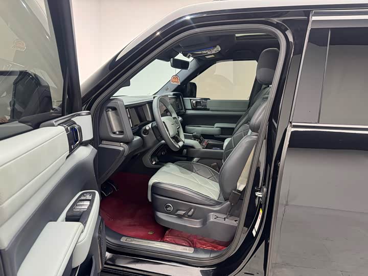 BYD FangChengBao Leopard 5, 2023 — фото 5 из 9
