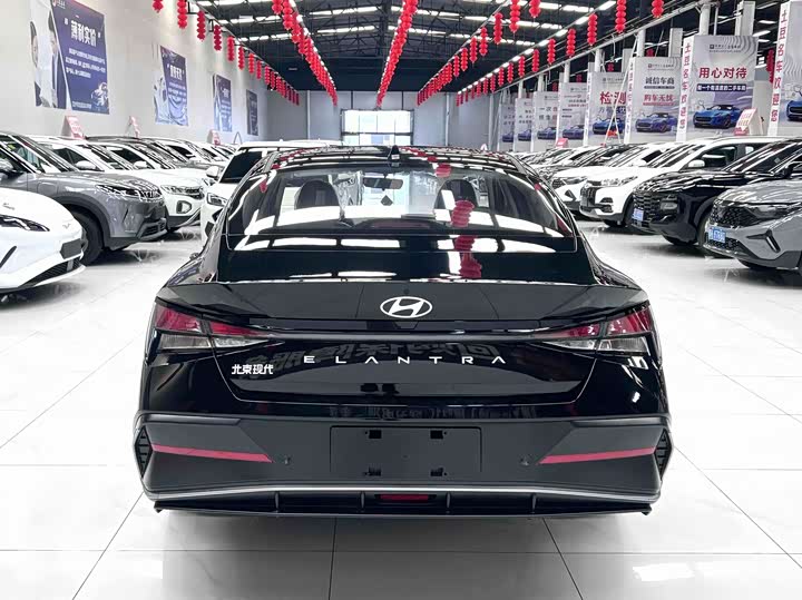 Hyundai Elantra N line, 2025 — фото 5 из 9