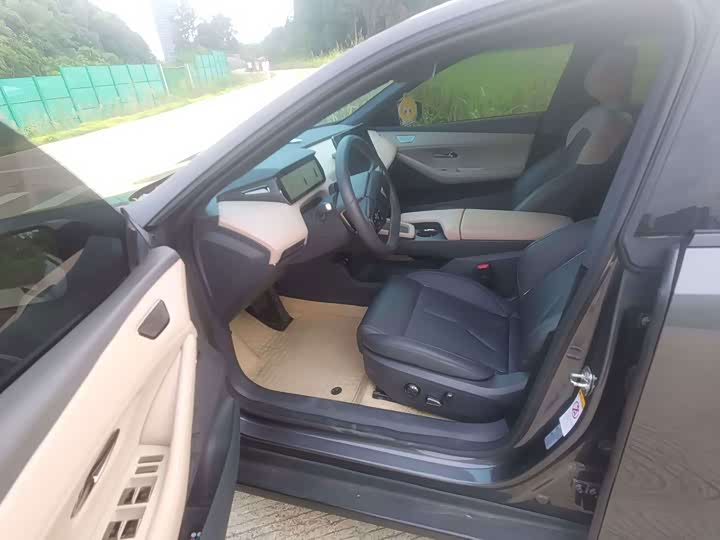 Changan Deepal SL03, 2023 — фото 5 из 9