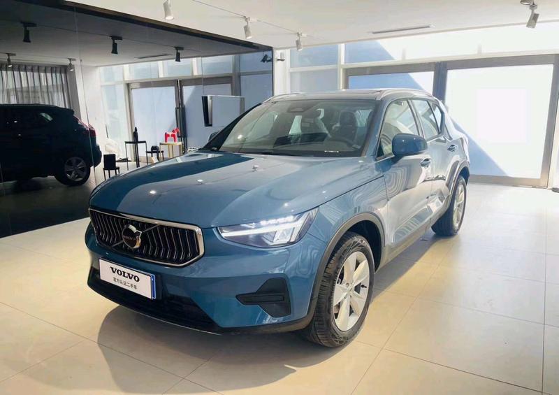 Volvo XC40, 2022 — купить в Кирове под ключ