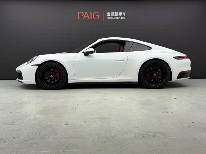 Porsche 911, 2023 — фото 4 из 9