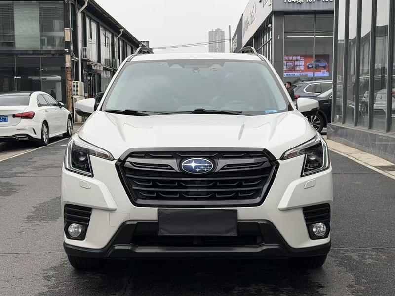 Subaru Forester, 2022 — фото 2 из 11