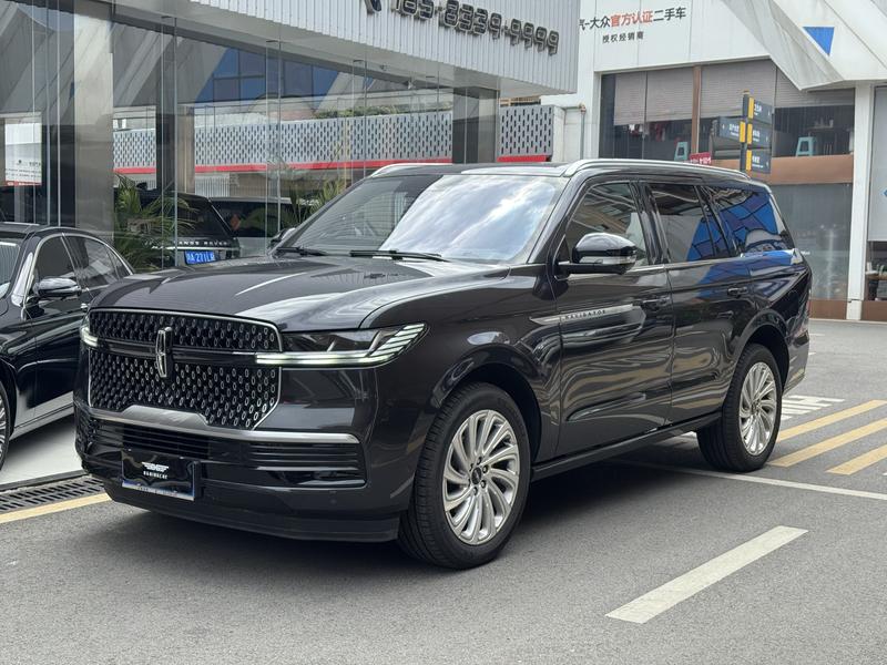 Lincoln Navigator, 2025 — купить в Кирове под ключ