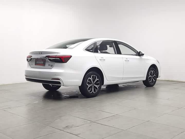 Roewe i6 Max EV, 2026 — фото 2 из 9