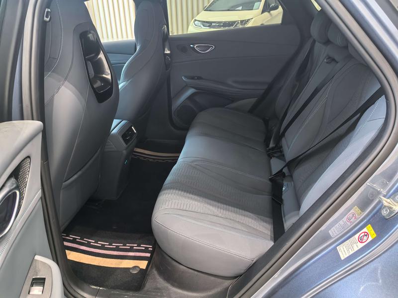BYD Seal 06 GT, 2025 — фото 10 из 11