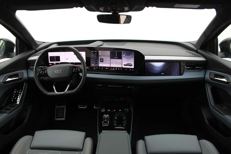 Audi Q6L e-tron, 2025 — фото 9 из 12
