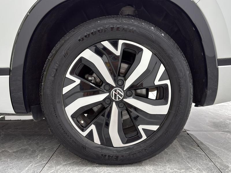 Volkswagen Tayron GTE Hybrid, 2023 — фото 11 из 12