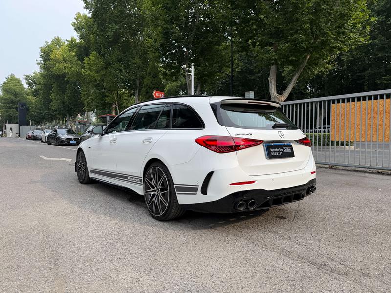 Mercedes-Benz C-Class AMG, 2025 — фото 4 из 12