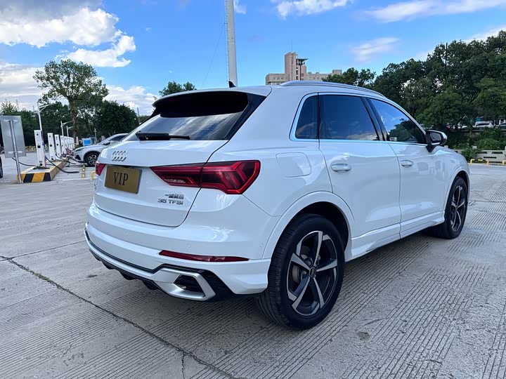 Audi Q3, 2025 — фото 9 из 9