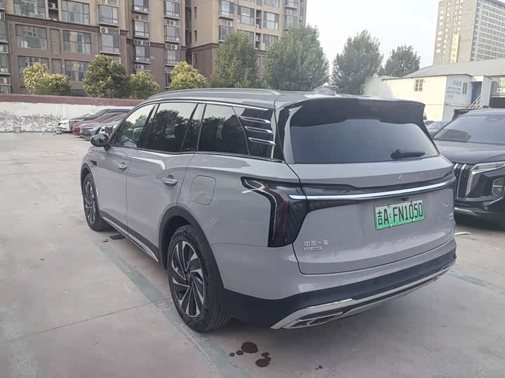 Hongqi HS7 Hybrid, 2024 — фото 4 из 9