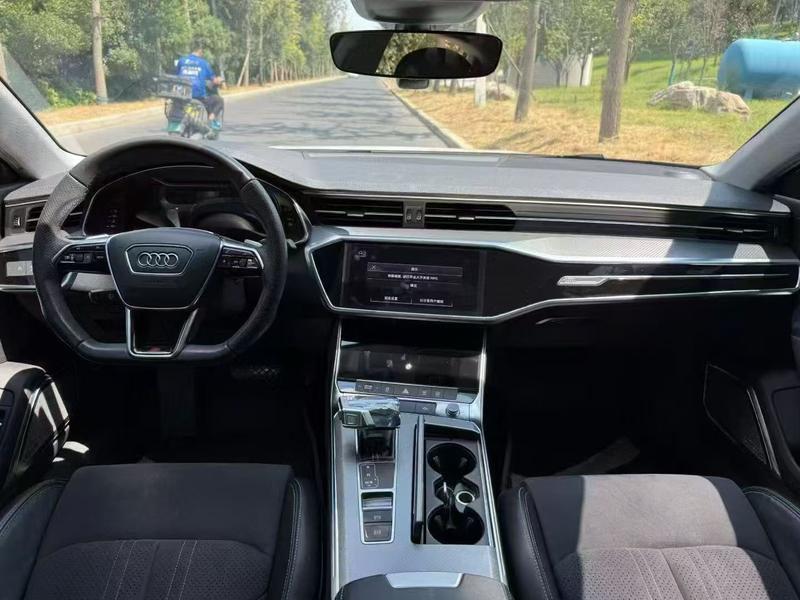 Audi A7L, 2022 — фото 7 из 10