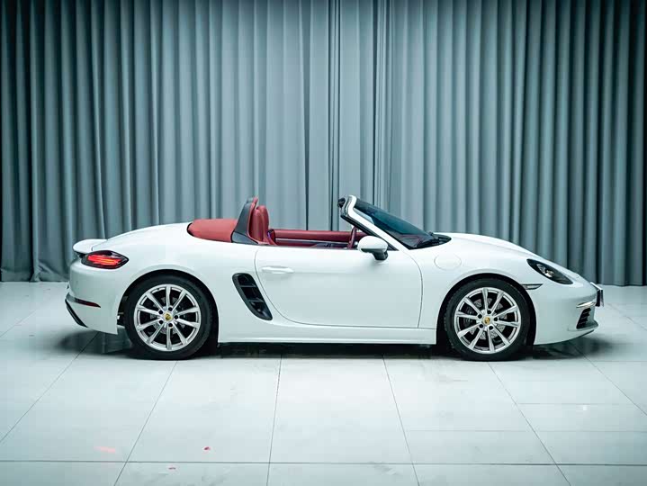 Porsche 718, 2022 — фото 5 из 9