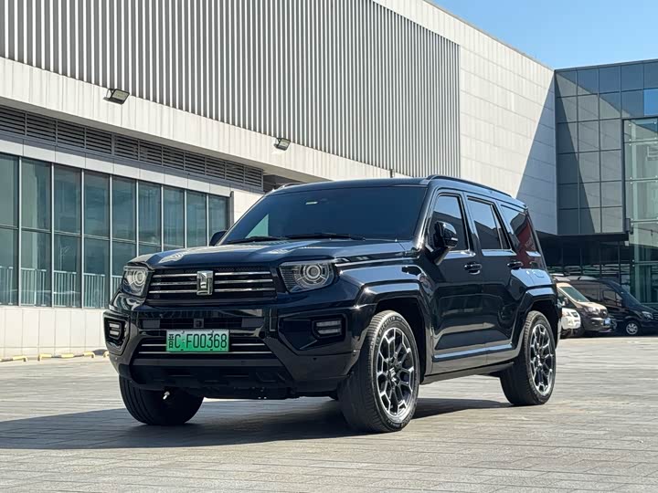 Tank 700 Hybrid, 2024 — купить в Санкт-Петербурге под ключ