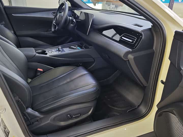 BYD Seal 06 Hybrid/EV, 2025 — фото 6 из 9