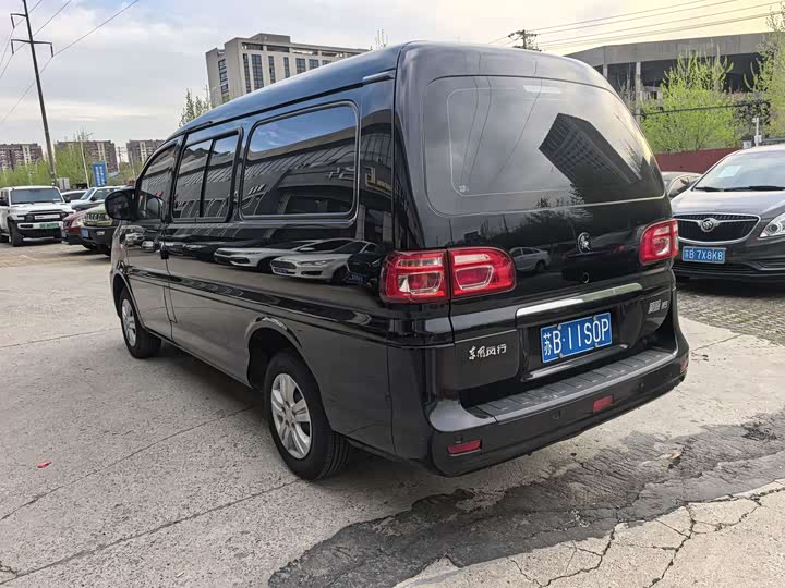 Dongfeng Forthing Lingzhi M5, 2024 — фото 3 из 9