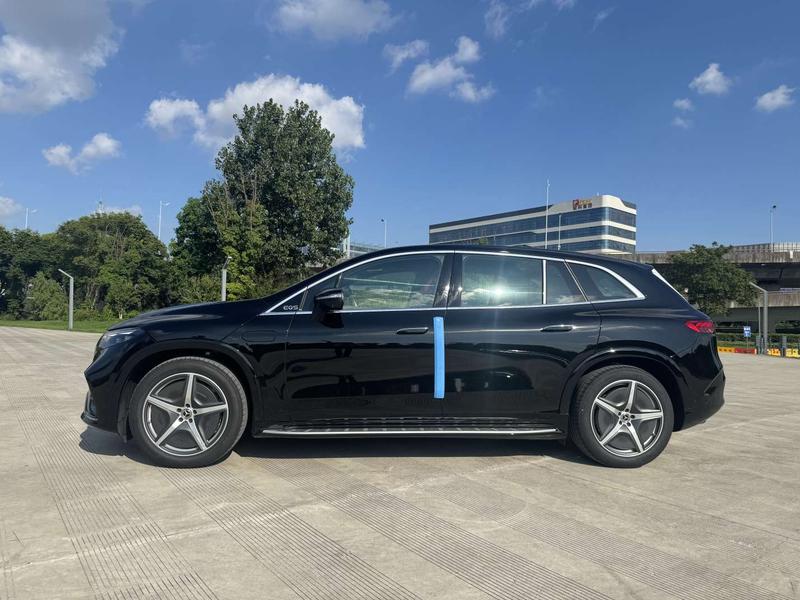 Mercedes-Benz EQS SUV, 2026 — фото 4 из 12