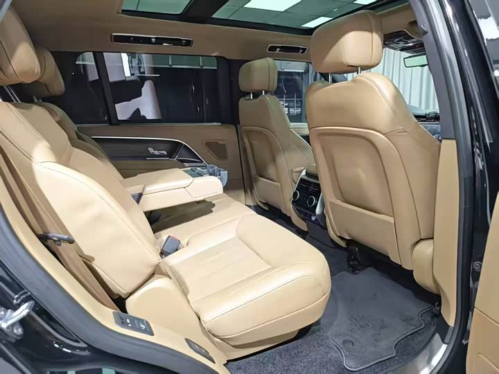 Land Rover Range Rover, 2023 — фото 5 из 9
