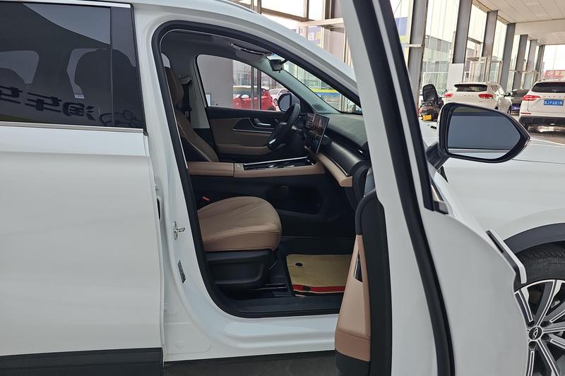 Chery Tiggo 8L, 2024 — фото 11 из 12