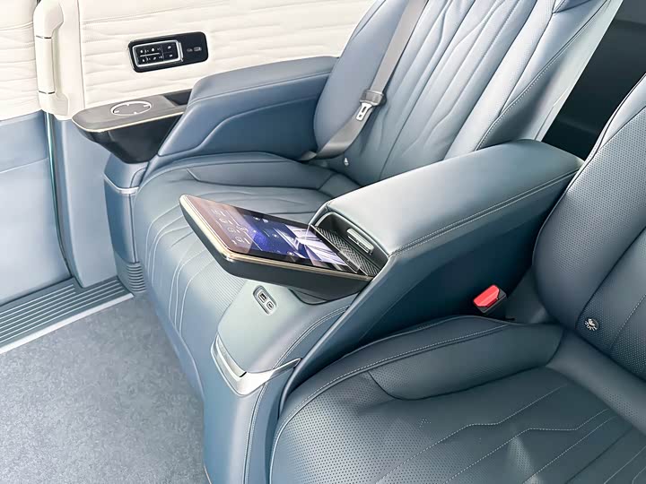 Buick GL8 Century, 2023 — фото 6 из 9