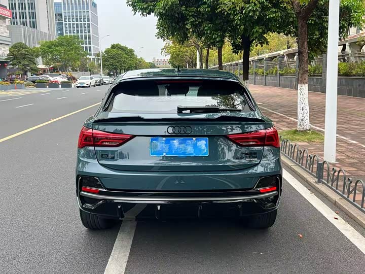 Audi Q3 Sportback, 2023 — фото 4 из 9