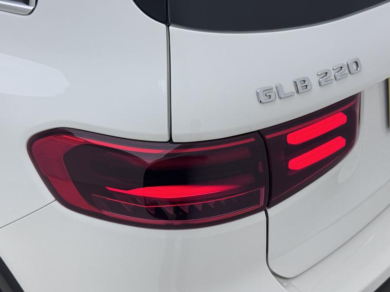 Mercedes-Benz GLB-Class, 2024 — фото 10 из 12