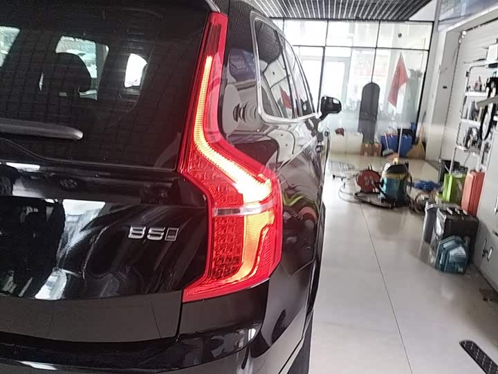 Volvo XC90, 2024 — фото 8 из 9