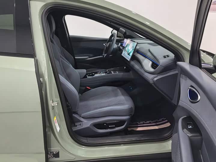 BYD Seal 06 GT, 2024 — фото 8 из 9
