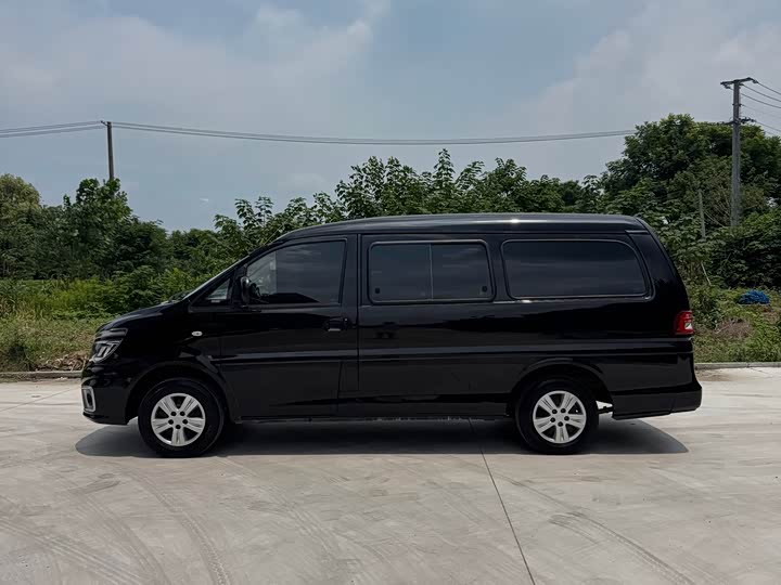 Dongfeng Forthing Lingzhi M5, 2022 — фото 3 из 9