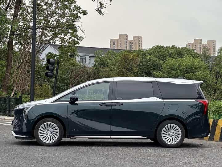 Buick GL8 Century, 2023 — фото 2 из 9