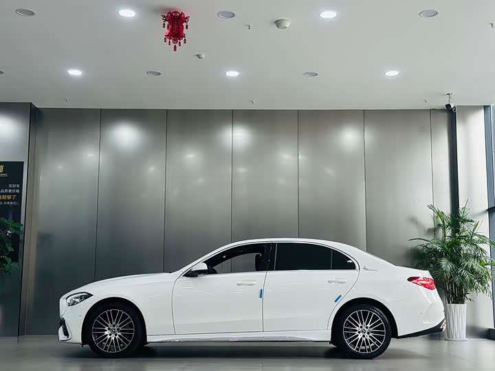 Mercedes-Benz C-Class, 2025 — фото 9 из 9