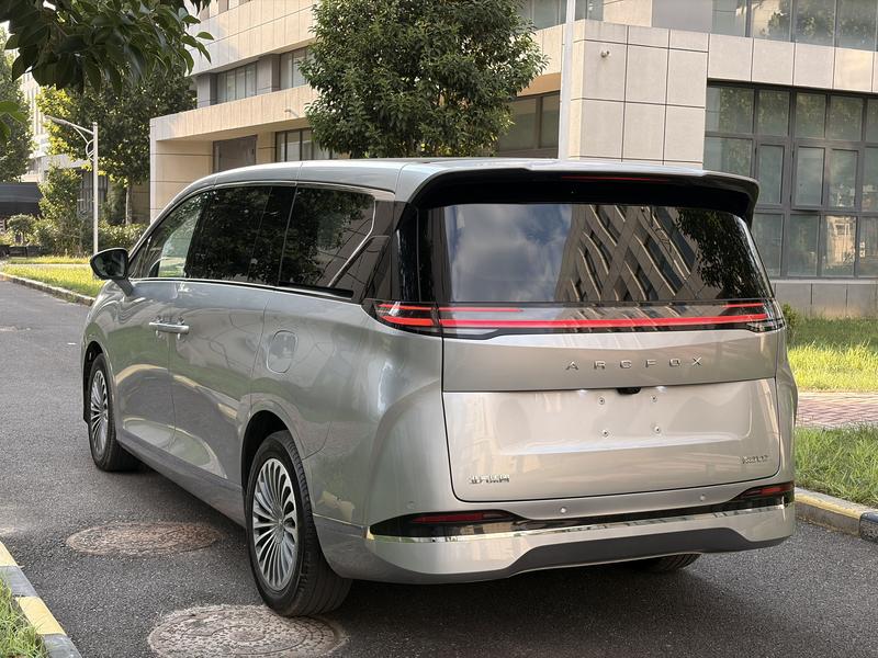BAIC Arcfox Wendao V9, 2026 — фото 4 из 12