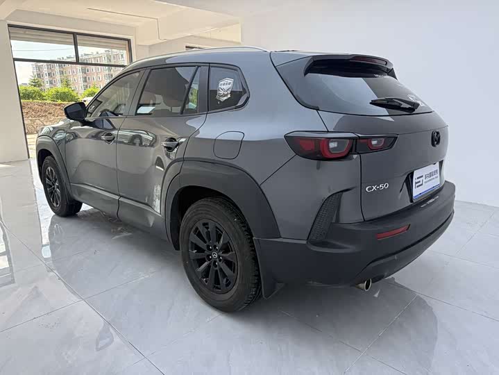 Mazda CX-50, 2023 — фото 6 из 9