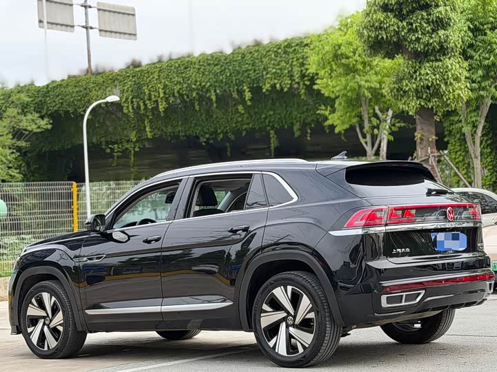Volkswagen Teramont X, 2022 — фото 4 из 9
