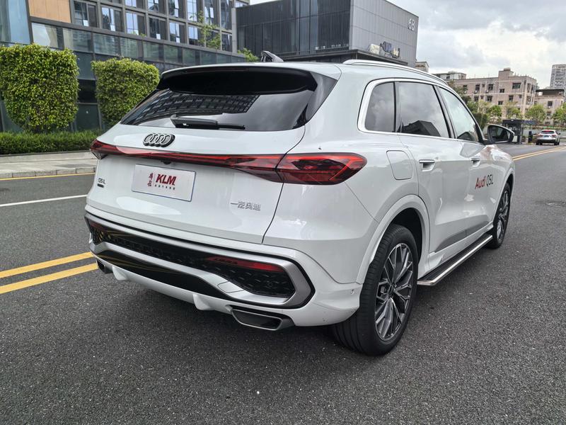 Audi Q5L, 2025 — фото 4 из 9