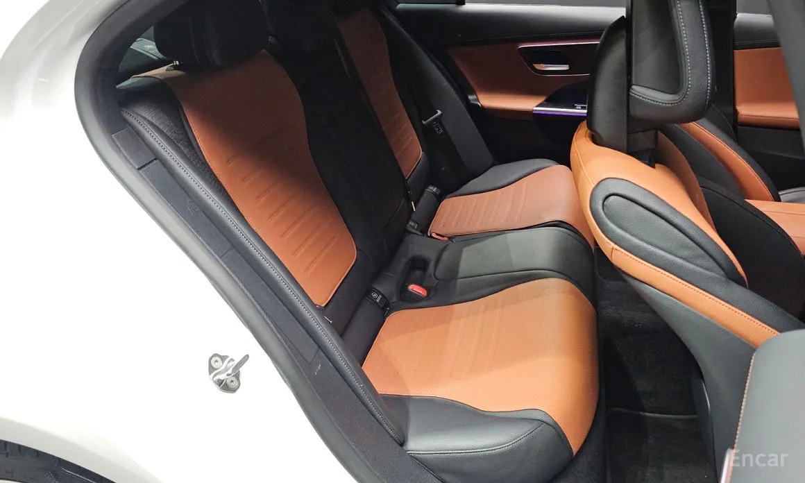 Mercedes-Benz C-Class, 2023 — фото 11 из 12