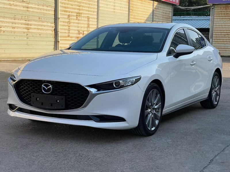 Mazda 3 (Axela), 2022 — купить в Перми под ключ