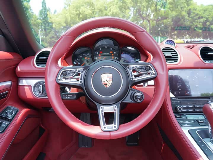 Porsche 718, 2024 — фото 8 из 9