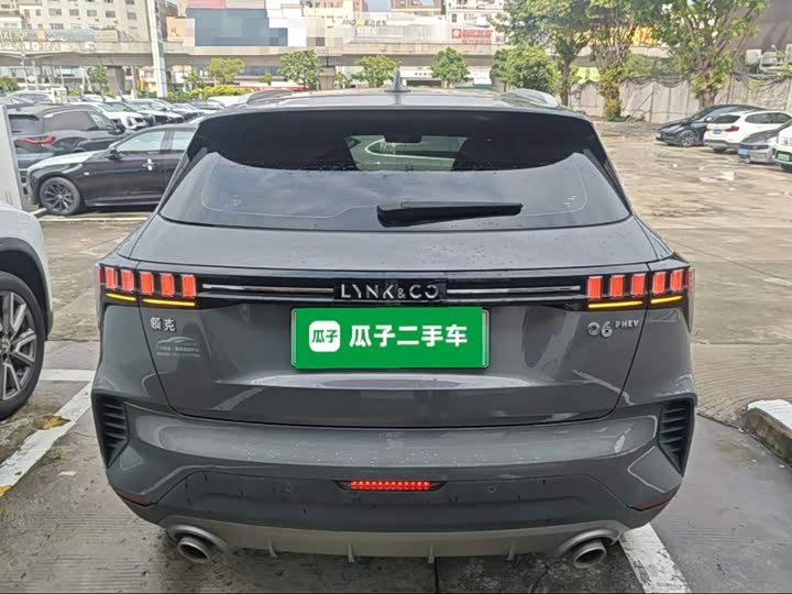 Lynk & Co 06 EM-P Hybrid, 2021 — фото 6 из 9