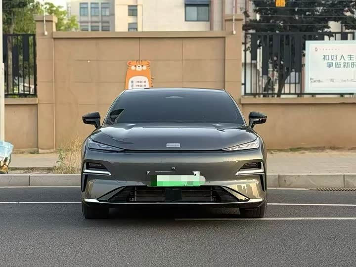 Geely Galaxy Starshine 8 EM-i, 2025 — фото 2 из 9