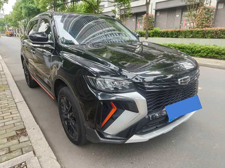 Geely Atlas, 2022 — фото 3 из 9