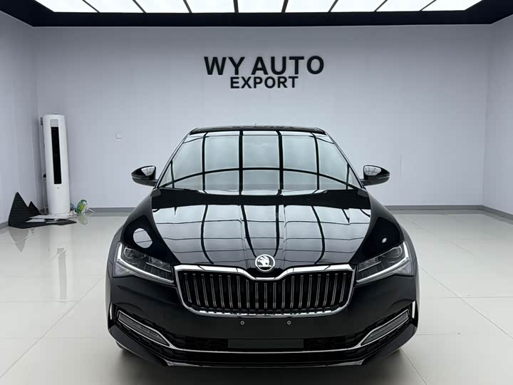 Skoda Superb, 2024 — фото 3 из 9